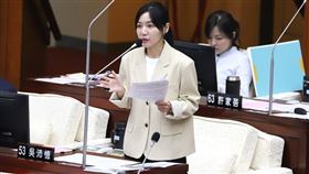 民進黨台北市議員吳沛憶直言，我們不要就這樣算了！（圖／翻攝自吳沛憶臉書）