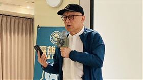 曹興誠出席黑熊學院線上課程發布記者會。（圖／Hahow好學校提供）

