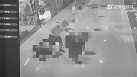 香港商場砍人案！男狂刺34刀 2女傷重不治