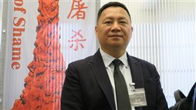 紐約六四紀念館開幕  創辦人王丹出席紐約六四紀念館2日開幕，創辦人王丹受訪時呼籲台灣人關心中國民主化、中國共產黨什麼時候能垮台等問題。中央社記者尹俊傑紐約攝  112年6月3日