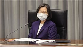 總統蔡英文今（3）日接見「對華政策跨國議會聯盟」（IPAC）訪團。（圖／記者盧素梅攝影)