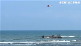 台中大安濱海樂園發生高中生溺水失蹤意外，消防空勤搜尋。（圖／翻攝畫面）