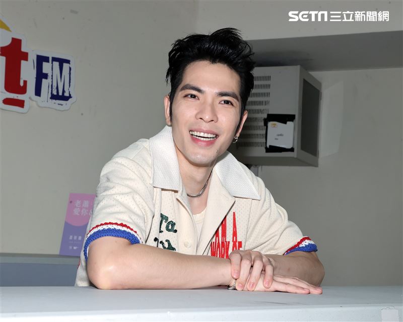 蕭敬騰受邀「hito流行音樂獎頒獎典禮」擔任特別表演嘉賓。（圖/記者邱榮吉攝影）