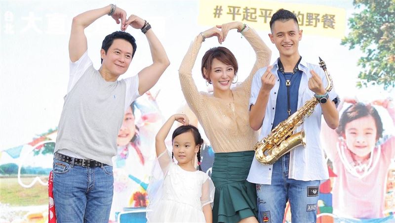 女星臀部被磨蹭　吐性騷經過：被摸好幾把