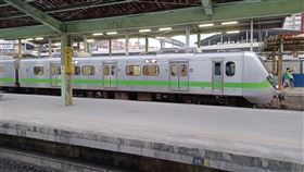 區間車(記者陳弋攝影)