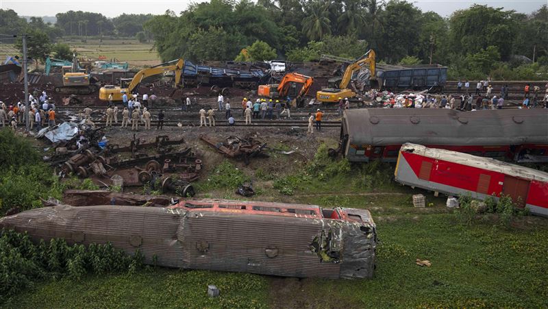 印度3列車相撞275死　不排除人為破壞釀禍