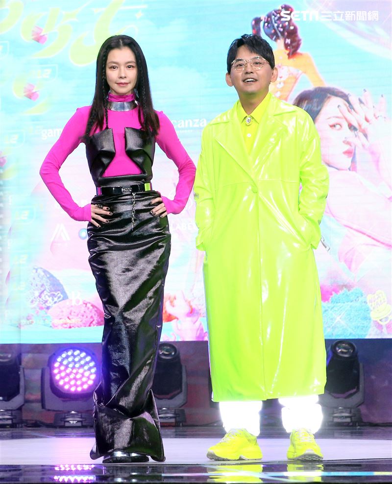 黃子佼、徐若瑄「未來少女」NEXT GIRLZ 首錄記者會。（圖/記者邱榮吉攝影）