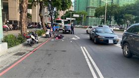 車禍,預拌車,女騎士,重傷