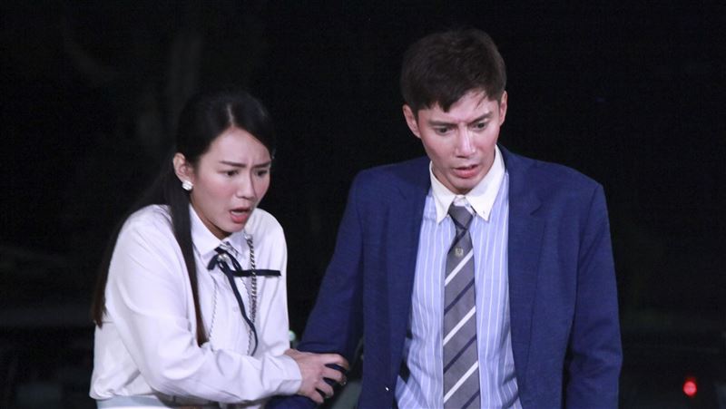 4台車連環撞　本土劇女星嚇傻：頭尾全毀