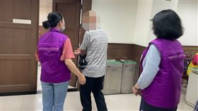 新北市1名陳姓男子原為螺絲製造廠的股東，工廠結束經營後，他陸續分得3285萬營利所得卻沒報稅，且將該筆錢財轉匯到子女與朋友戶頭用來買股票投資，目前所持有的股票市值達5000多萬，陳男卻堅稱沒欠稅，拒絕繳納1331萬餘元的稅金和罰款，行政執行署新北分署聲請管收獲准，昨天（6日）將陳男送進管收所。