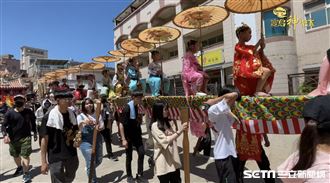 2023金門迎城隍　人力蜈蚣座備受矚目