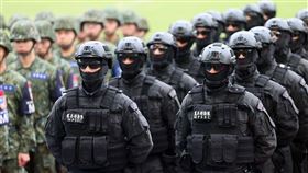 憲兵特勤4士官翻牆喝酒　1人痔瘡發作獲不起訴