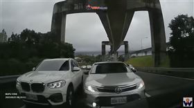 F1,賽道,交流道,中壢（圖／翻攝自《WoWtchout - 地圖型行車影像分享平台》）