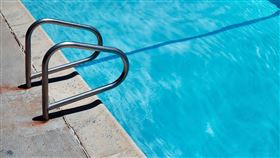 游泳池,泳池。（示意圖／翻攝自Unsplash）
