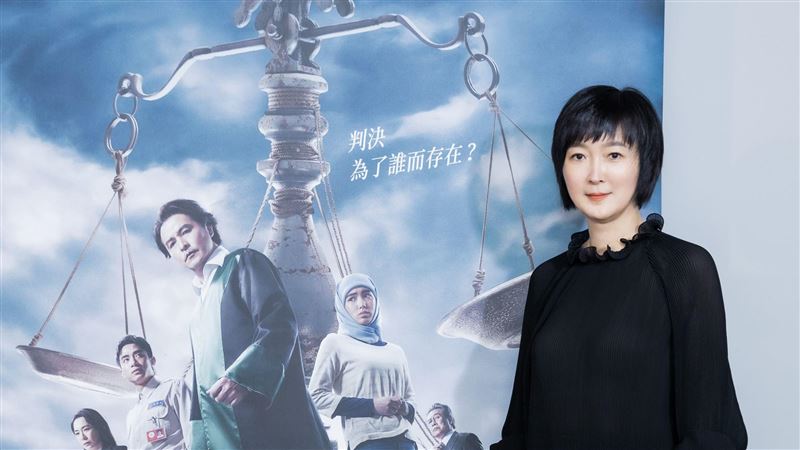 控傅崐萁性騷　董成瑜首露面說話了