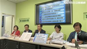 ▲民進黨立法院黨團由羅致政蘇巧慧邱泰源召開『幼兒園餵藥案危機處理失職失能，戳破侯市府謊言』記者會（圖／記者高逸帆攝影）