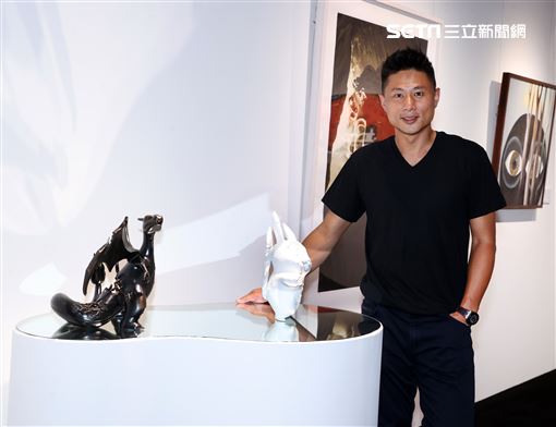 彭小刀衛山拍賣春季拍賣預展。（圖/記者邱榮吉攝影）