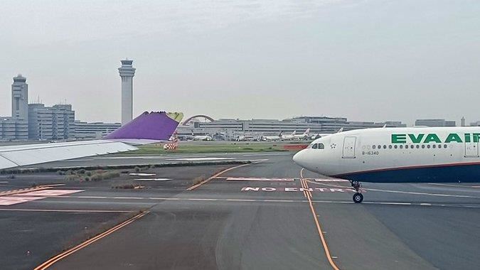 長榮航空驚傳擦撞泰航　羽田機場急關跑道
