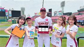 ▲樂天女孩赴日考察樂天金鷲女孩日。（圖／樂天桃猿球團提供）