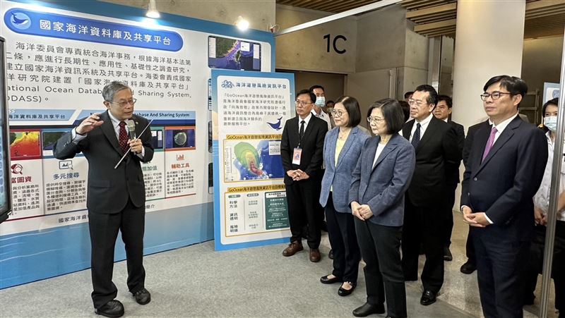 國海院參與海洋主題展　總統肯定研究努力