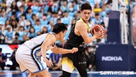 ▲PLG總冠軍賽第4戰，新北國王洪志善持球。（圖／記者劉彥池攝影）