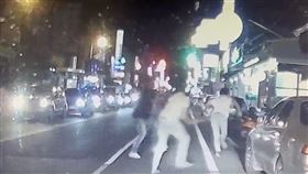 暴力鬥毆,債務糾紛,東港鎮,中正路