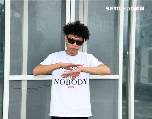 潮州土狗三立新聞網專訪。（圖/記者邱榮吉攝影）