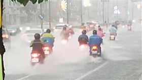 高雄,大雨,積水,市區,鼓山,仁武,鳥松