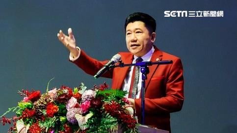 林右昌稱「有關係」支持建築業　他尬回…