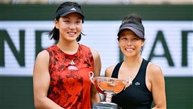 謝淑薇、王欣瑜。（圖／翻攝自謝淑薇臉書粉專）