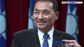 侯友宜主持治安會報並受訪