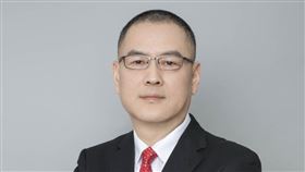 上海市主流媒體東方網前黨委副書記、總裁、總編輯徐世平被開除黨籍和公職。（圖／翻攝自百度百科）