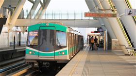 「捷運發財三部曲」就是(1)規劃時，沿線房價第一波上漲、(2)施工時，區域房價第二波走揚、(3)通車後，車站周邊第三波噴出。高雄新市鎮捷運青埔站，就是享受「軌道經濟」正核心區域。（圖／MyGoNews）