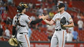 ▲巨人新秀文恩（Keaton Winn）生涯首度在大聯盟登板，這竟是他第一次踏進大聯盟球場。（圖／路透社／達志影像）