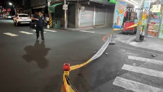 深夜驚魂！債務糾紛　欠債人遭刀劃傷濺血