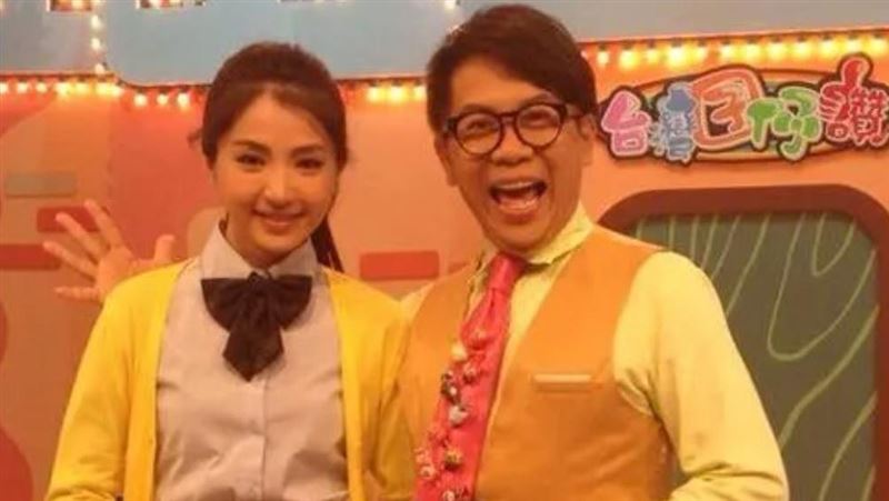 這畫面超諷刺　網挖許傑輝昔摟妹遭妻制止