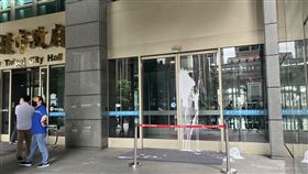 新北市，新北市政府，潑漆