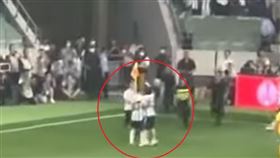 球迷,中國,Lionel Messi,馬丁尼茲,梅西,亂入（圖／翻攝自微博）