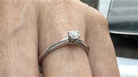 彰化小鄧麗君，八卦山演唱，打賞，TIFFANY鑽戒，(圖／王萍提供)