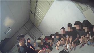 找工作被囚禁勒索500萬　警攻堅救人