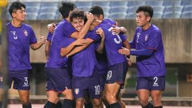 第48分鐘台灣隊蔡立靖傳中靠著泰國隊烏龍球破網，幫助台灣先馳得點。（圖／足協提供）