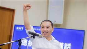 侯友宜和連氏父子見面，獲得連戰支持。（圖／翻攝自侯友宜臉書）