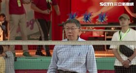 ▲柯文哲出席國際青年商會北區公益羽球比賽，市議員黃靜瑩、陳世軒受訪