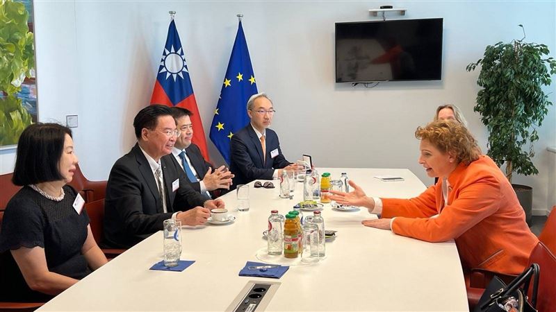 吳釗燮訪歐洲議會　外交部：獲高規格接待