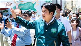 民進黨總統參選人賴清德競選外套搶先登場。（圖／賴清德競辦提供)