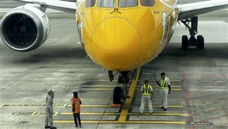 快訊／酷航班機胎壓異常　降桃機少顆輪胎