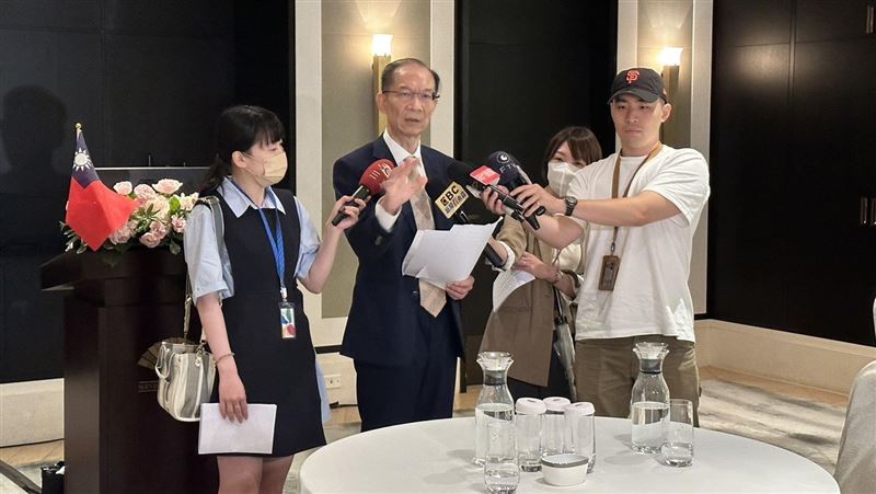 素人教授宣布選總統　籲重建社會價值觀