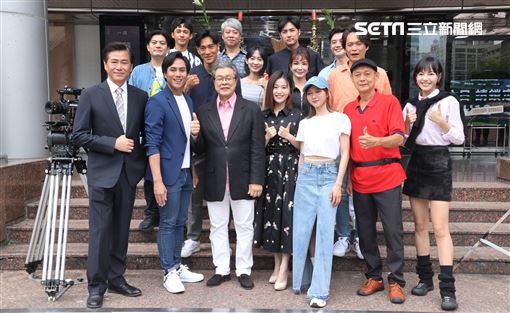 莊凱勛、蔡黃汝、鍾承翰、楊小黎、黃鐙輝出席新戲活動。（圖／記者邱榮吉攝影）