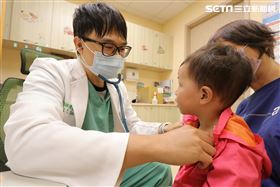 肺炎鏈球菌,X光片(圖/亞大醫院提供)