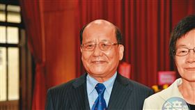 懲戒法院院長李伯道是目前遭控性騷擾的最高階政府官員，卻獲包庇稱病提早退休。